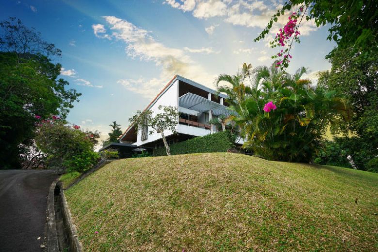 freehold good class bungalow