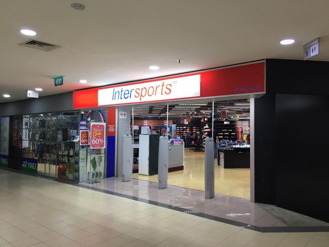 Queensway Shopping Centre retail space